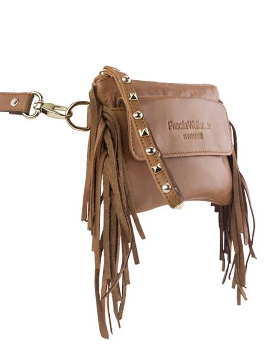 Banane Coachella franges latérales pour la vente par Priscila Welter