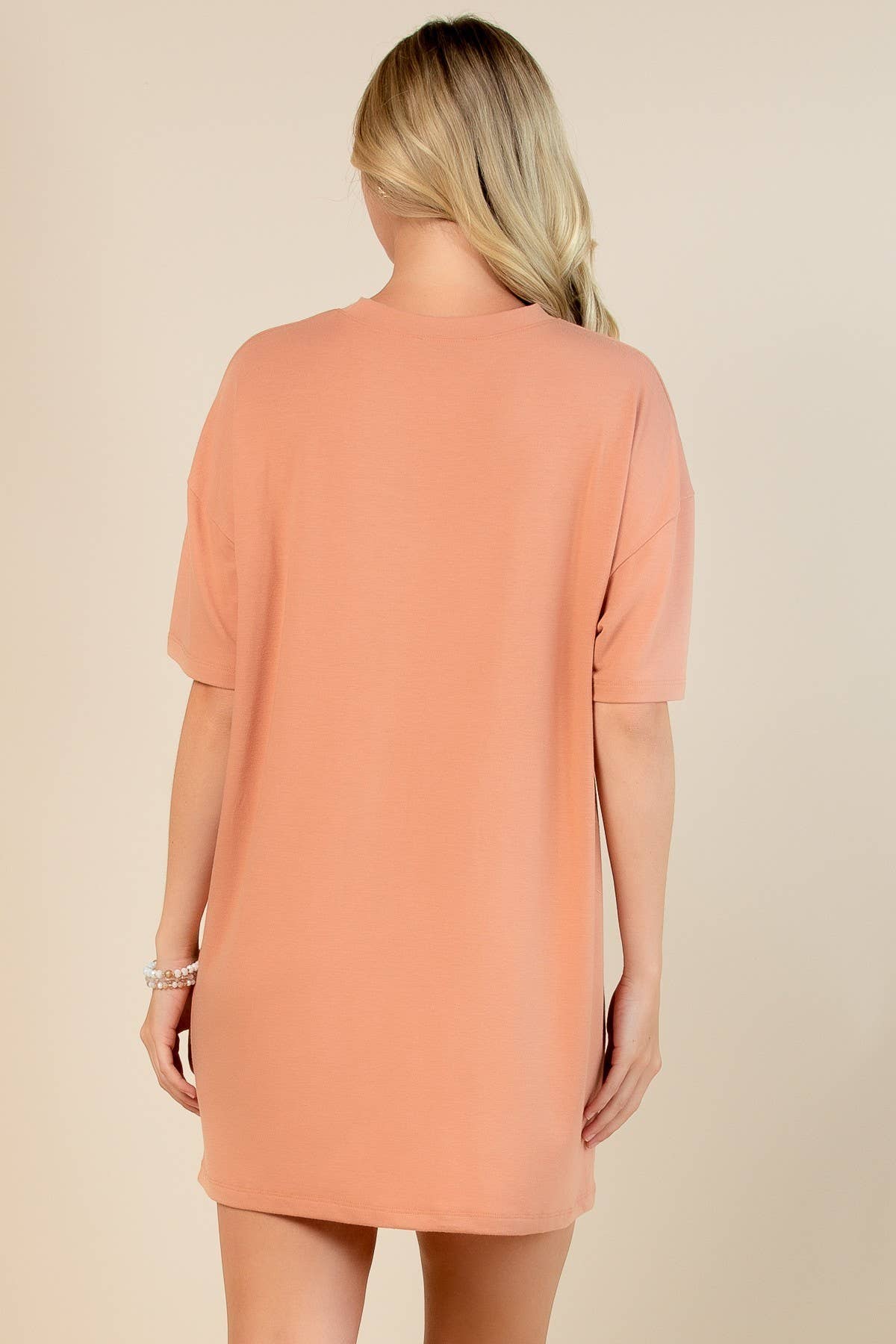 Nylon Apparel - Vendita all'ingrosso Vestito - Donna - AV1202-6380-Tish Nashville Rodeo Stampa Abito T-Shirt1