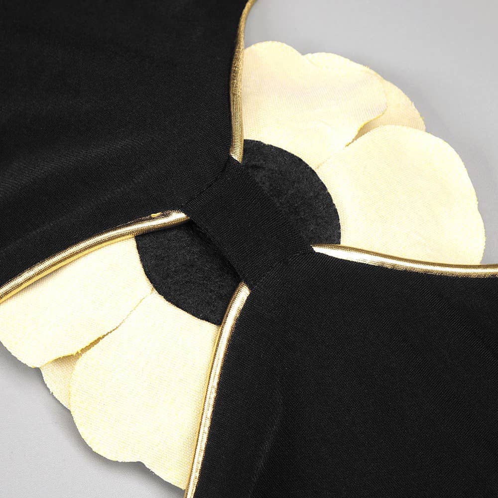 Preto JP22 Macacão sem Costas com Halter e Detalhe Floral Dourado 3D para venda a revendedores na Faire22