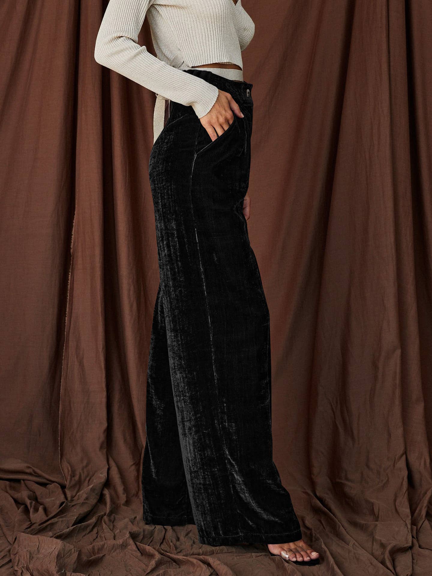 Sweetkama - Wholesale Pants - Women's - Solid Color Casual Style Wide Leg Velvet Pants GKBE00119