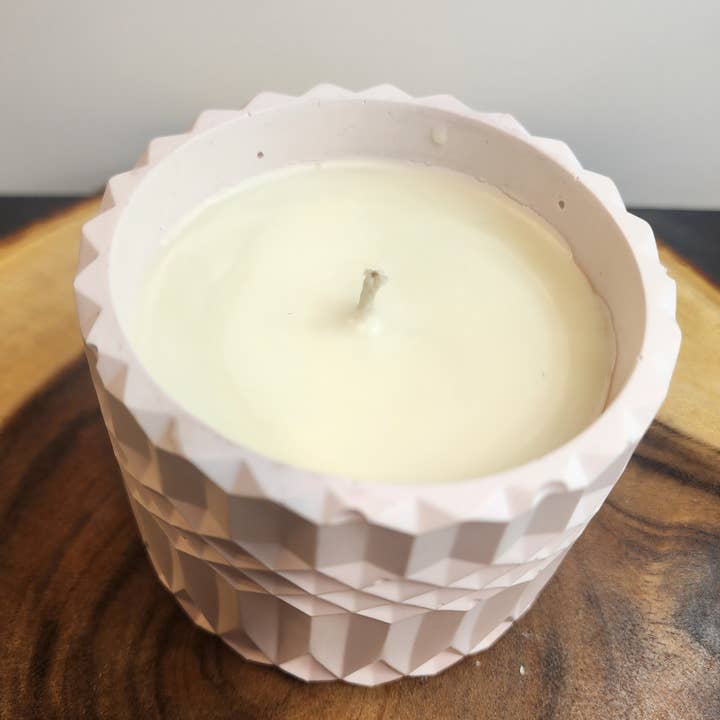 Stone Fire Candle – wholesale Prydnadsljus – Petal Parlor betongljus