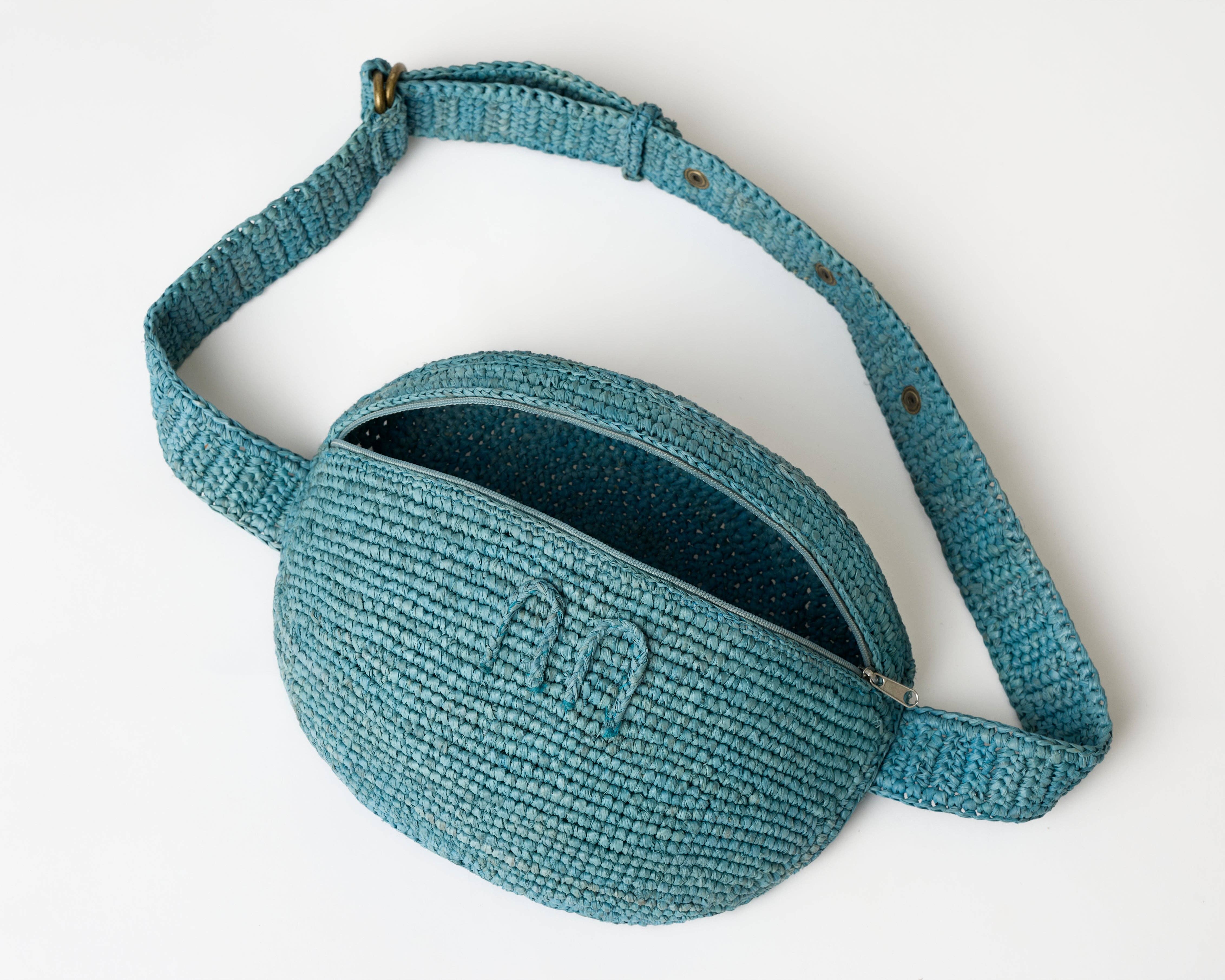 JELYNNE - Wholesale Belt Bag - Women's - Raffia Belt Bag1