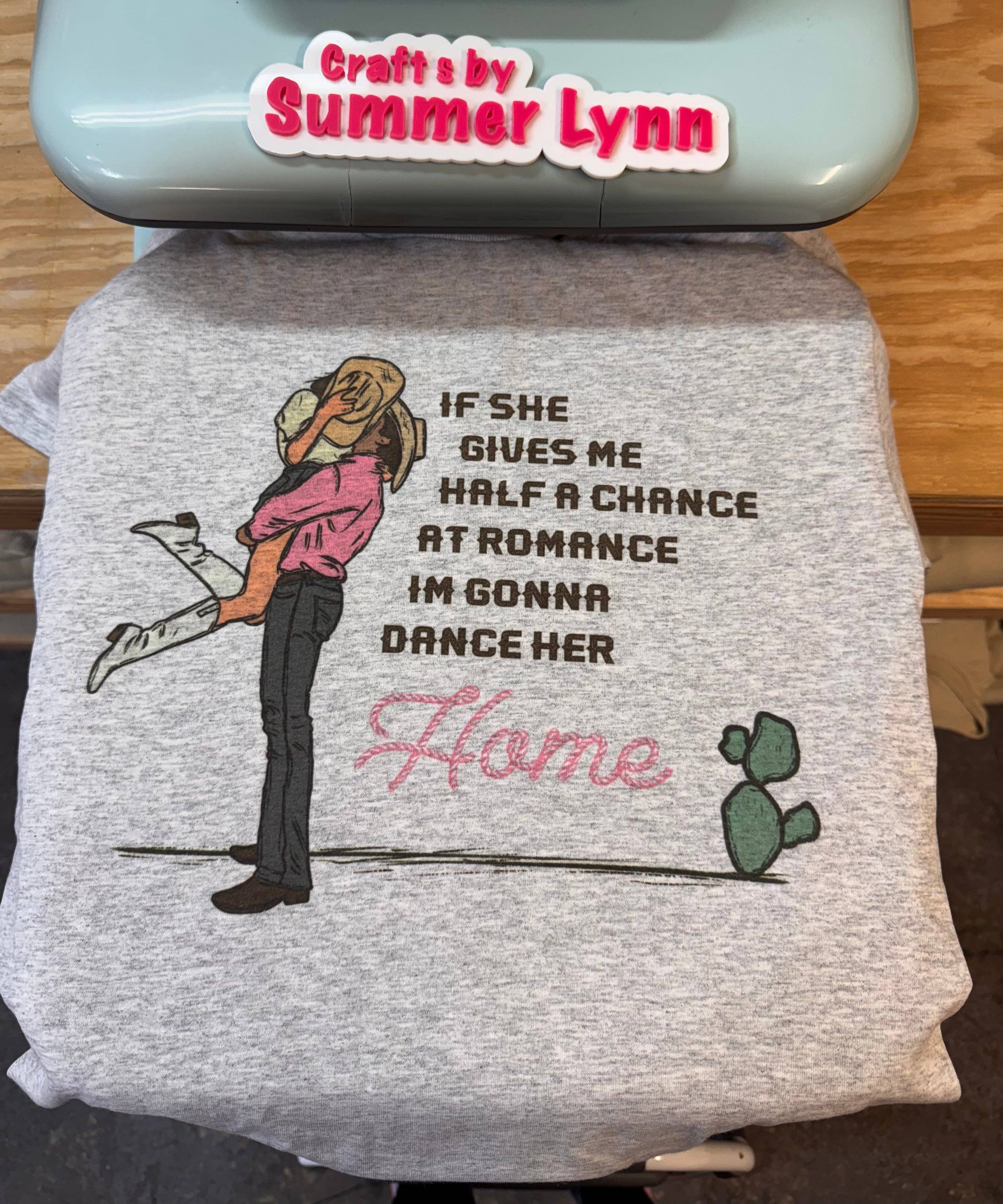 CraftsbysummerlynnLLC – Engroshandel T-shirt med print - Dame – Danser hendes hjem0