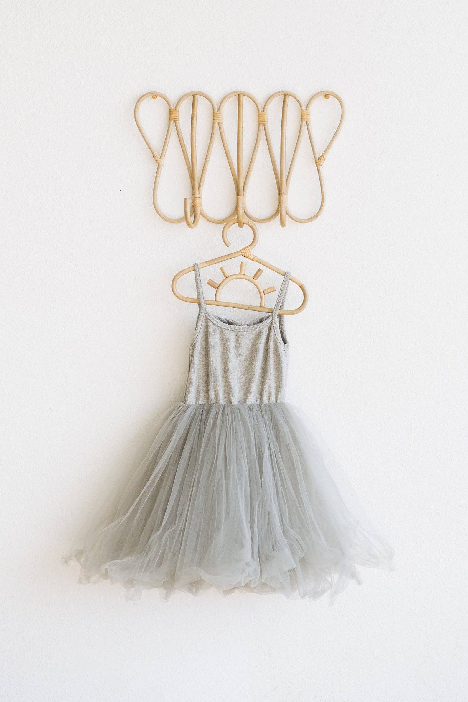 Bali Harvest - Vendita all'ingrosso Appendiabiti - Appendini Sun Rattan (neonati e bambini) - Asilo nido ecologico1