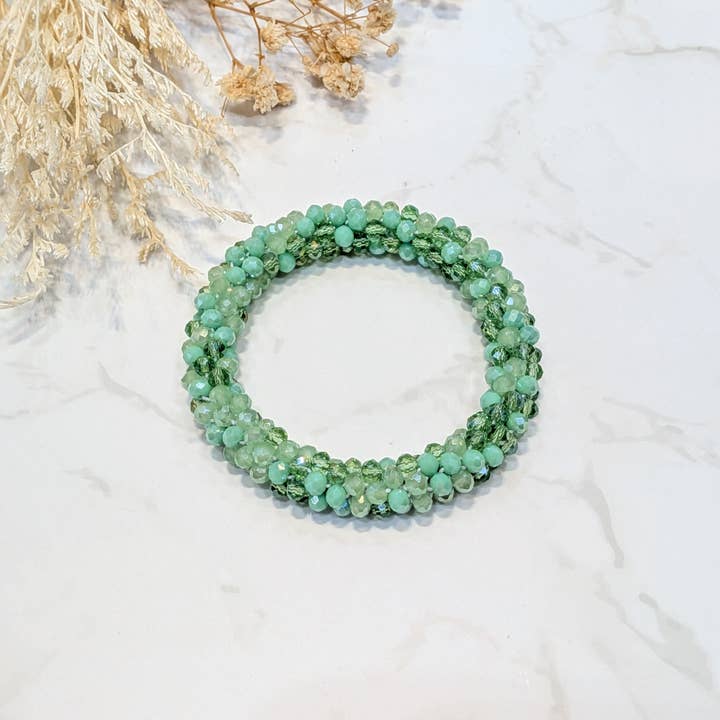 LOLO & YAYA - Wholesale Schakelarmband - Kristaleffect armband in groentint13