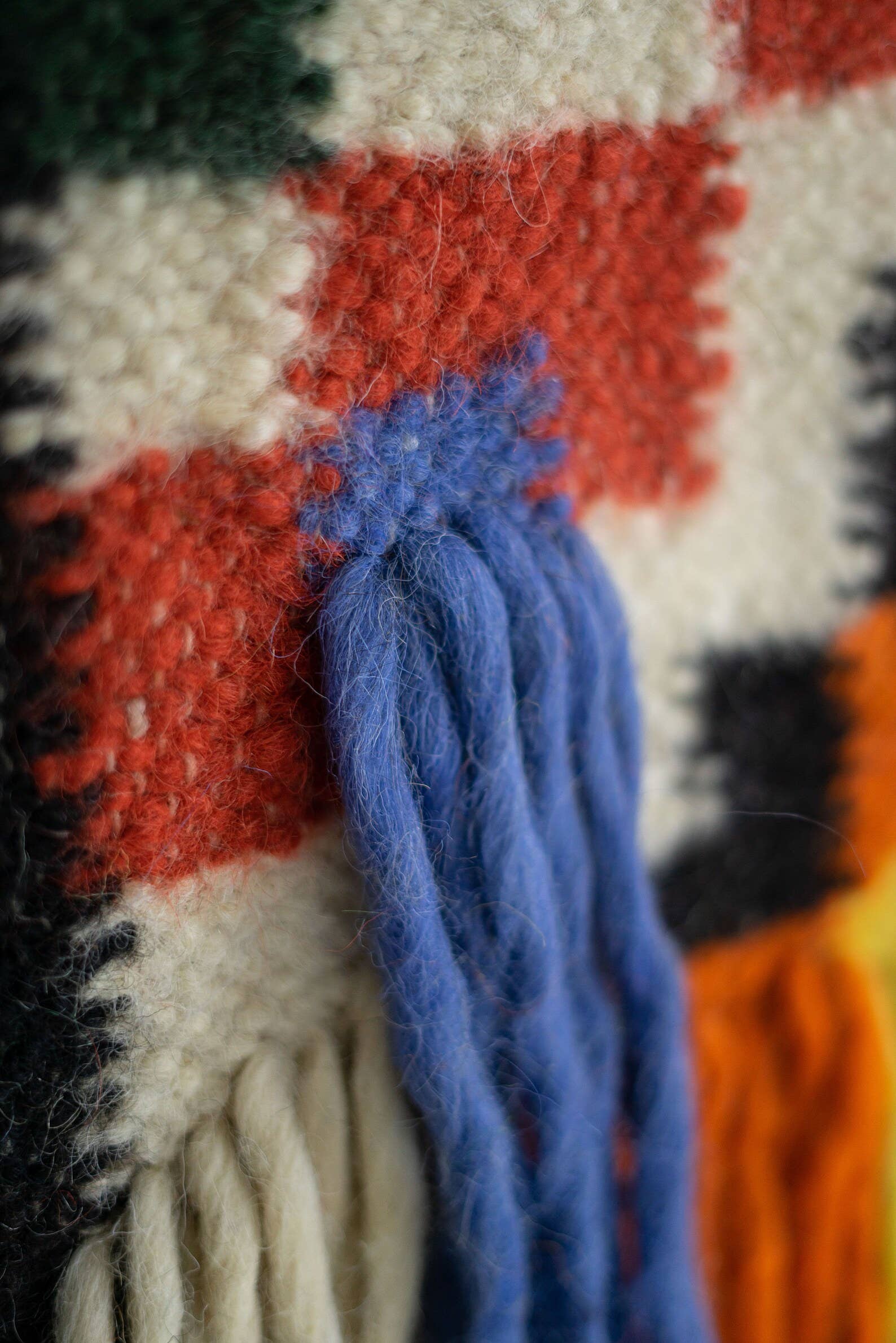 Creating Comfort Lab - Venta al por mayor Tapices/telas - Colgante de pared de lana con patrón tradicional de los Cárpatos3