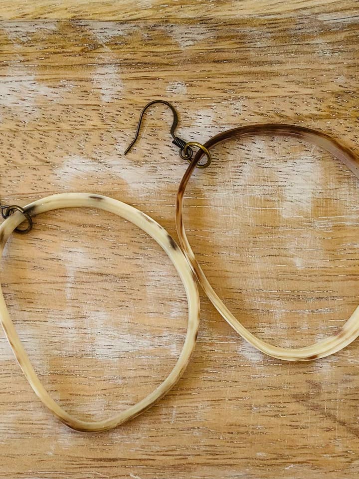Ankola Horn Hoop Earrings (without wirewrap) for wholesale by Commonality Cooperative