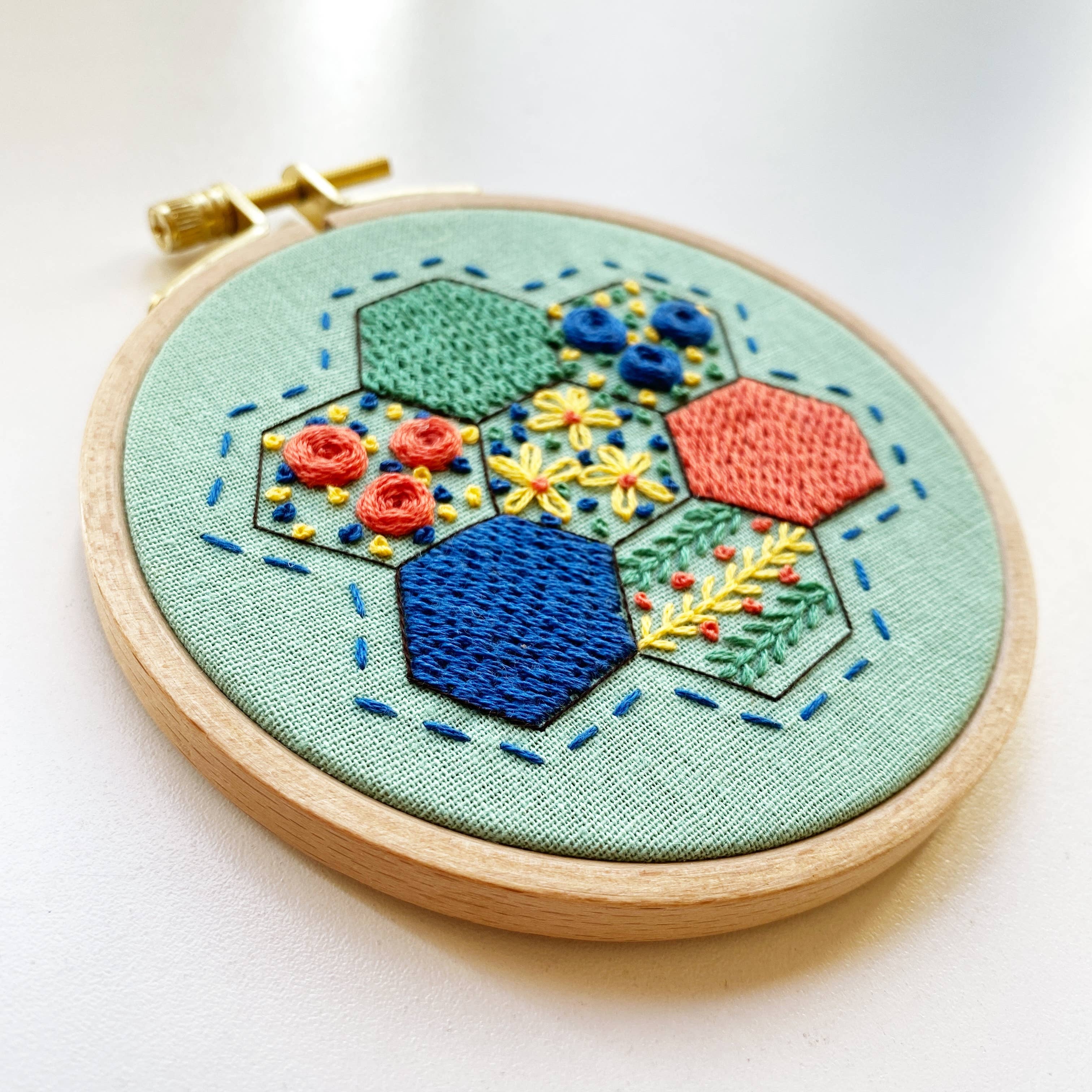 Rosanna Diggs Embroidery – Material para bordar/ponto de cruz por atacado – Kit de bordado Hexie Harmony Modern Sampler para iniciantes6