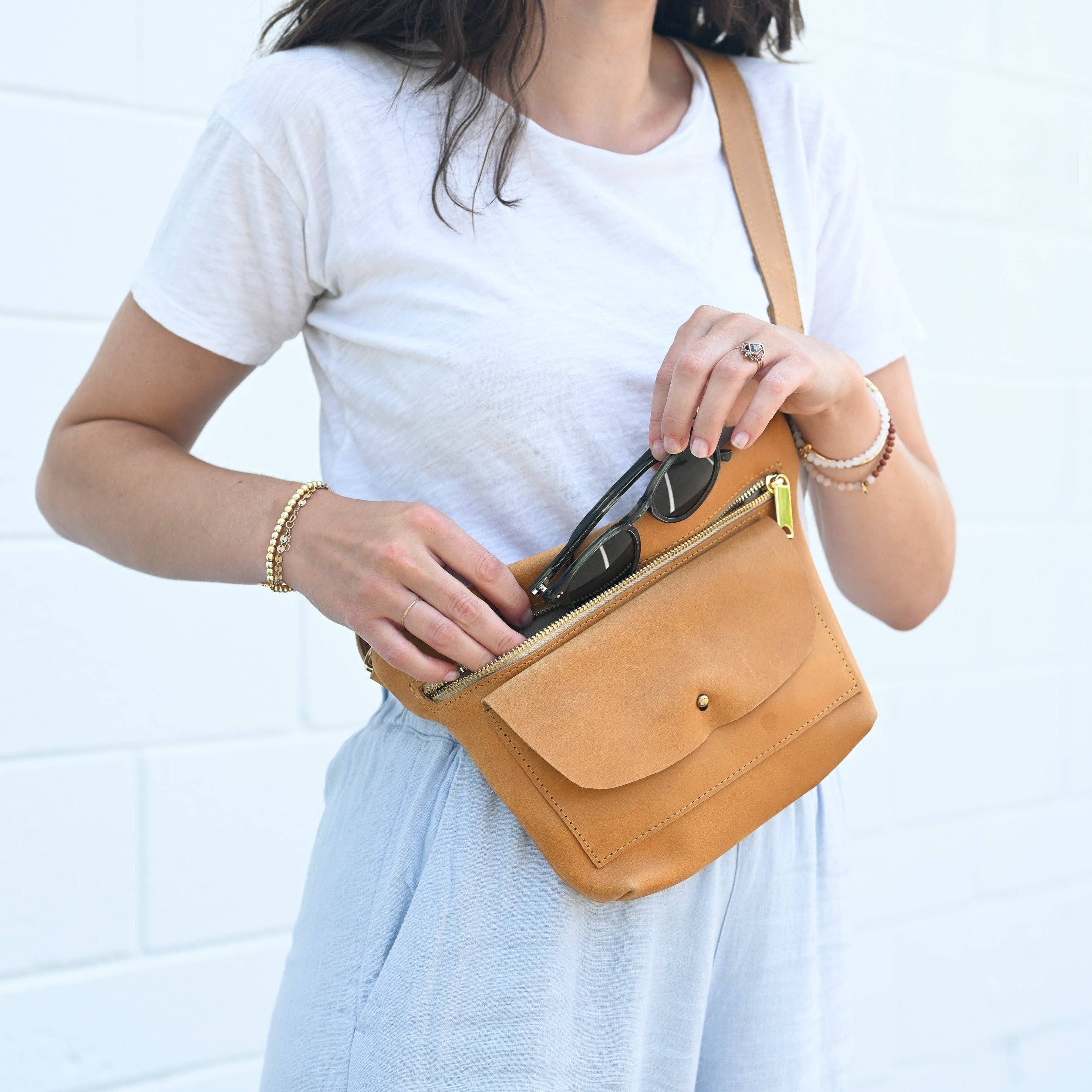 ETHICGOODS - Wholesale Belt Bag - Women's - Ethic Leather Belt Bag1