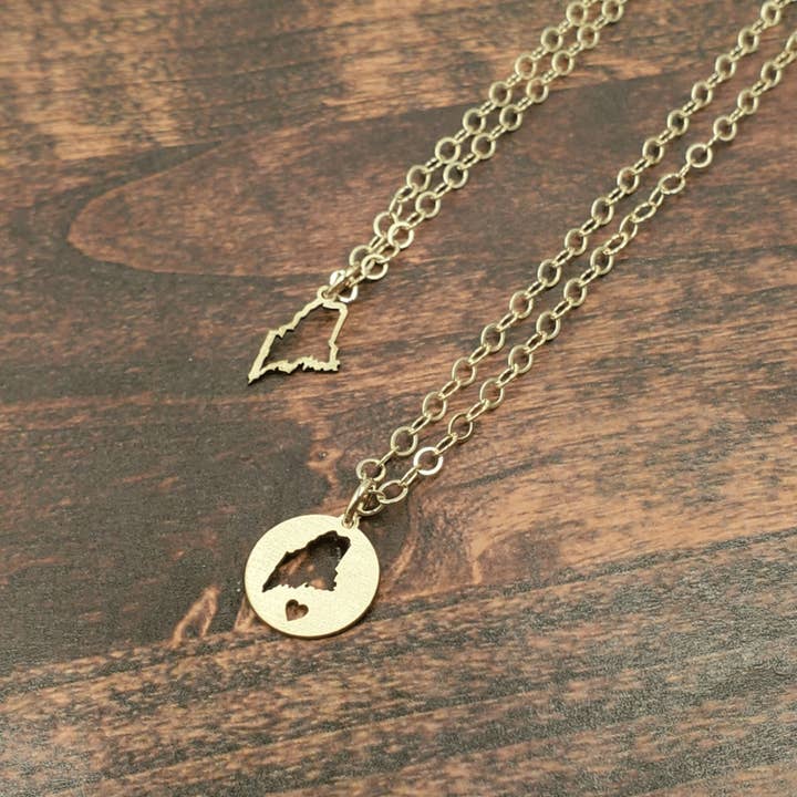 Gem Lounge Jewelry - Wholesale Pendant/Charm Necklace - Mini Maine Outline Gold Necklace0