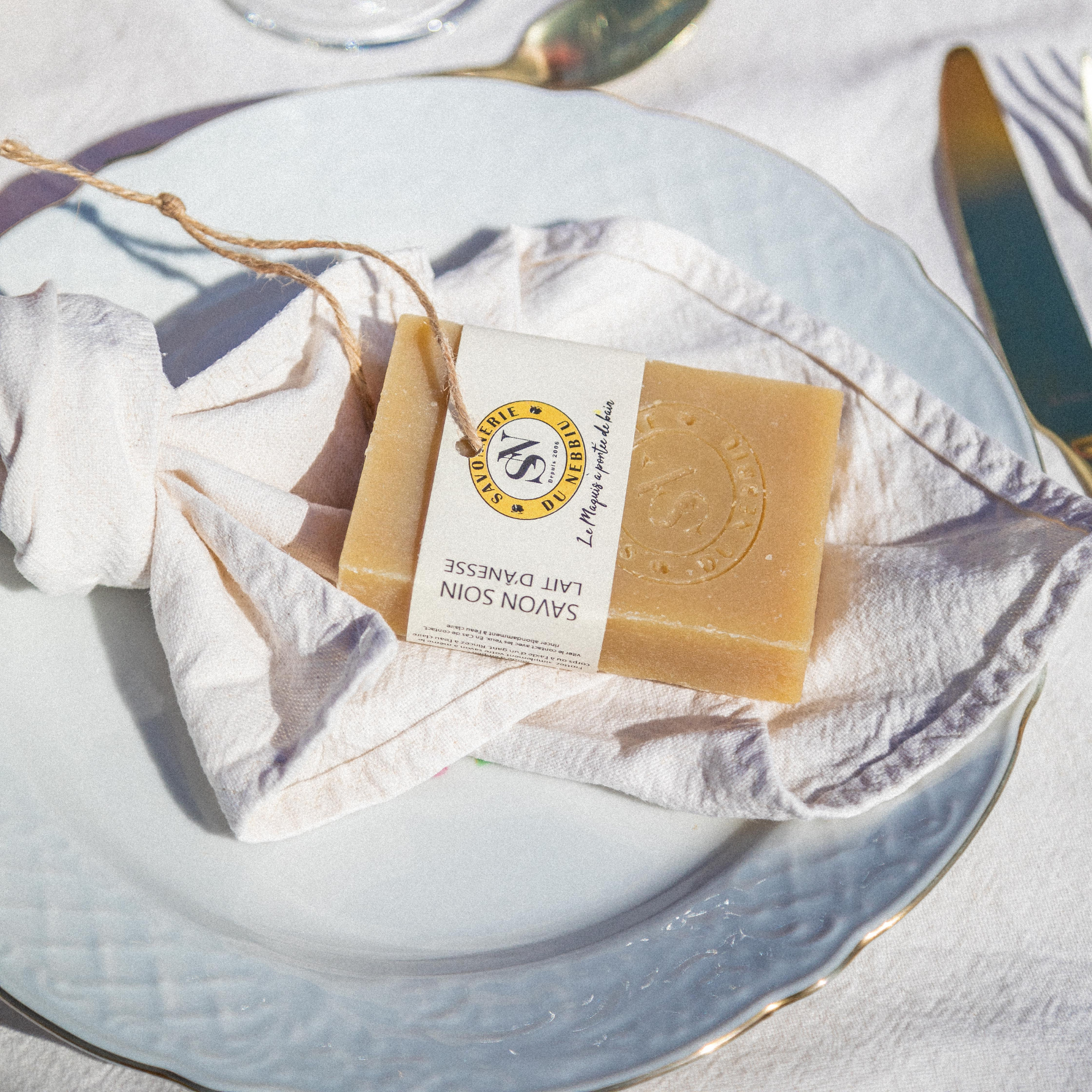 La Savonnerie du Nebbiu - Wholesale Bar Soap - Natural Honey & Donkey Milk Handmade Soap4