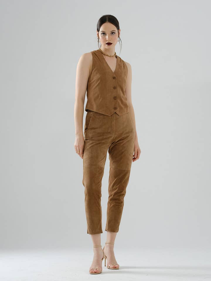 Classic Suede Vest – Brown for wholesale by DUE2store