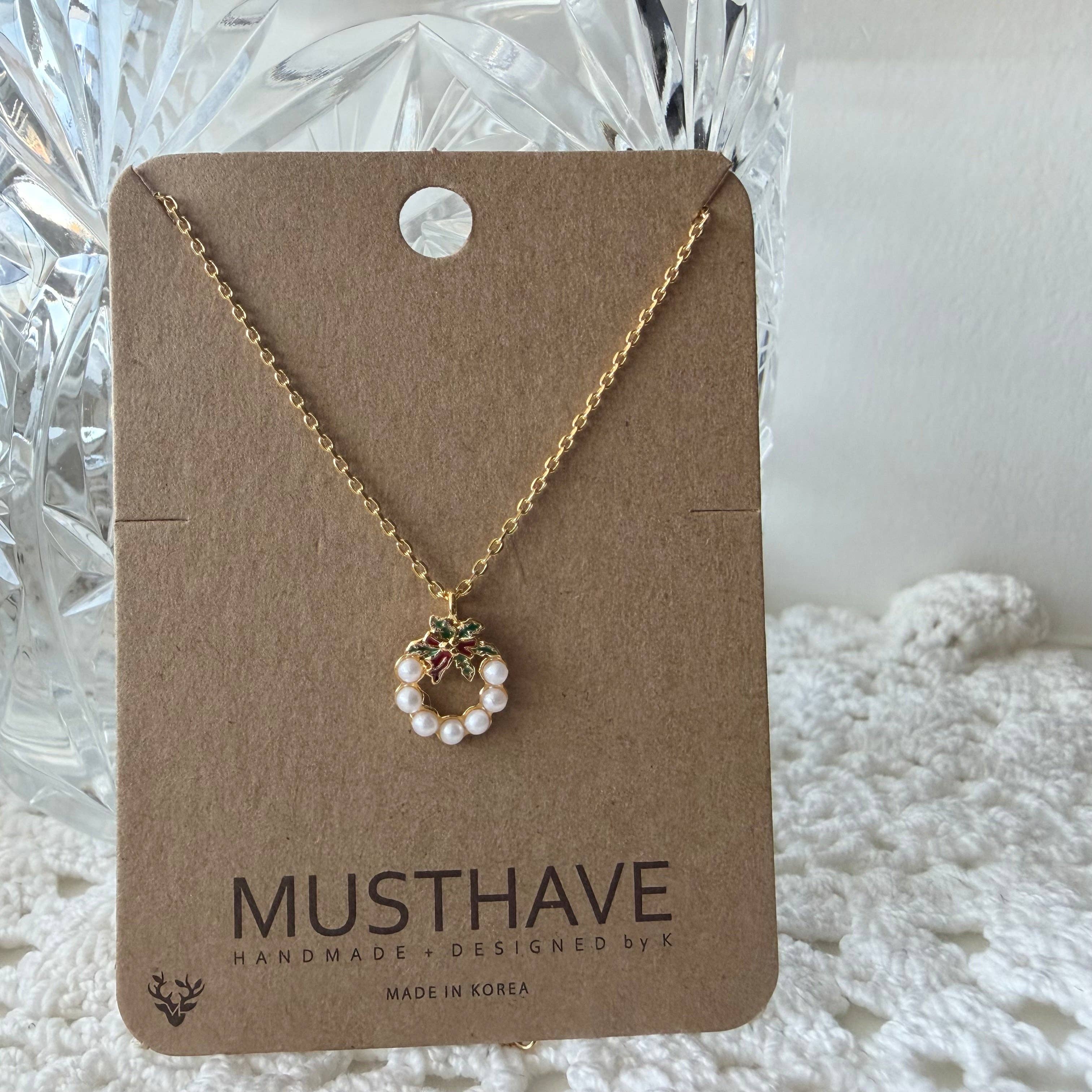 Gold Holiday Wreath Necklace for wholesale on Faire5