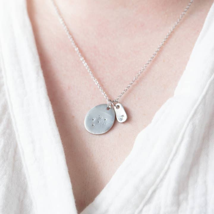 Collier Sagittaire pour la vente par Stamp and Stampbility