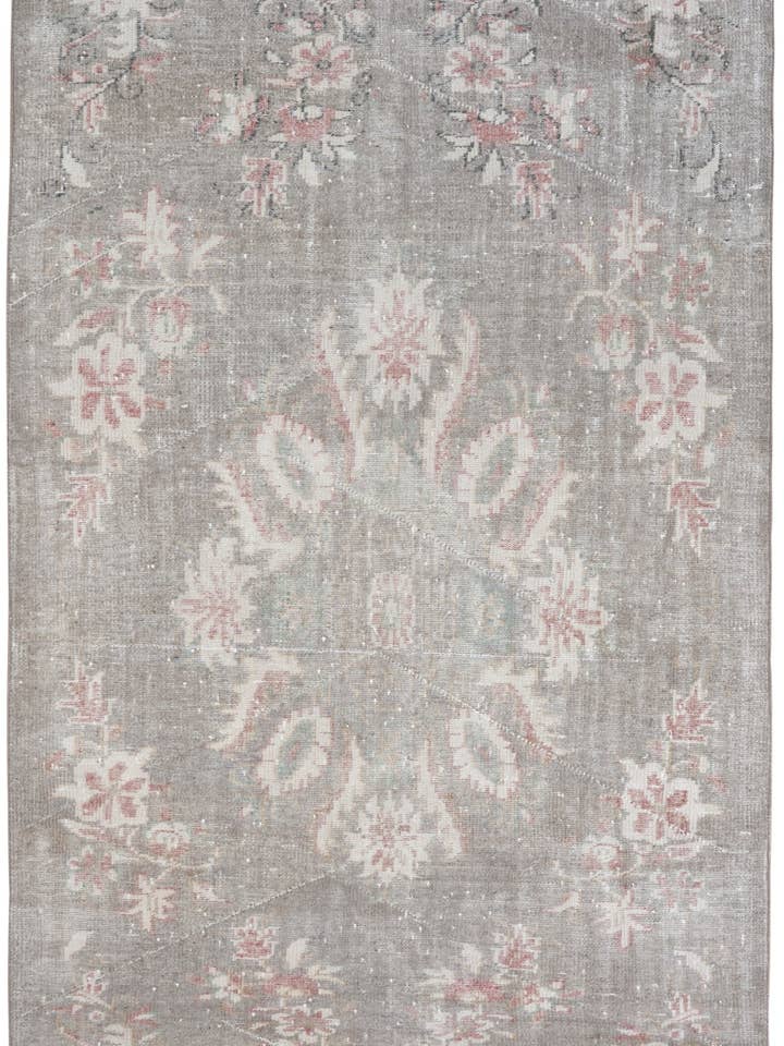 Polly - 5'3" x 9'11" for wholesale by Biev