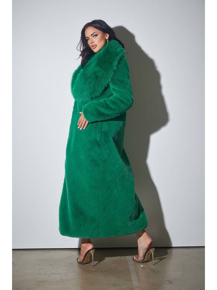 WFFS - Wholesale Coat - Women's - Faux Fur Long Coat with Pockets3