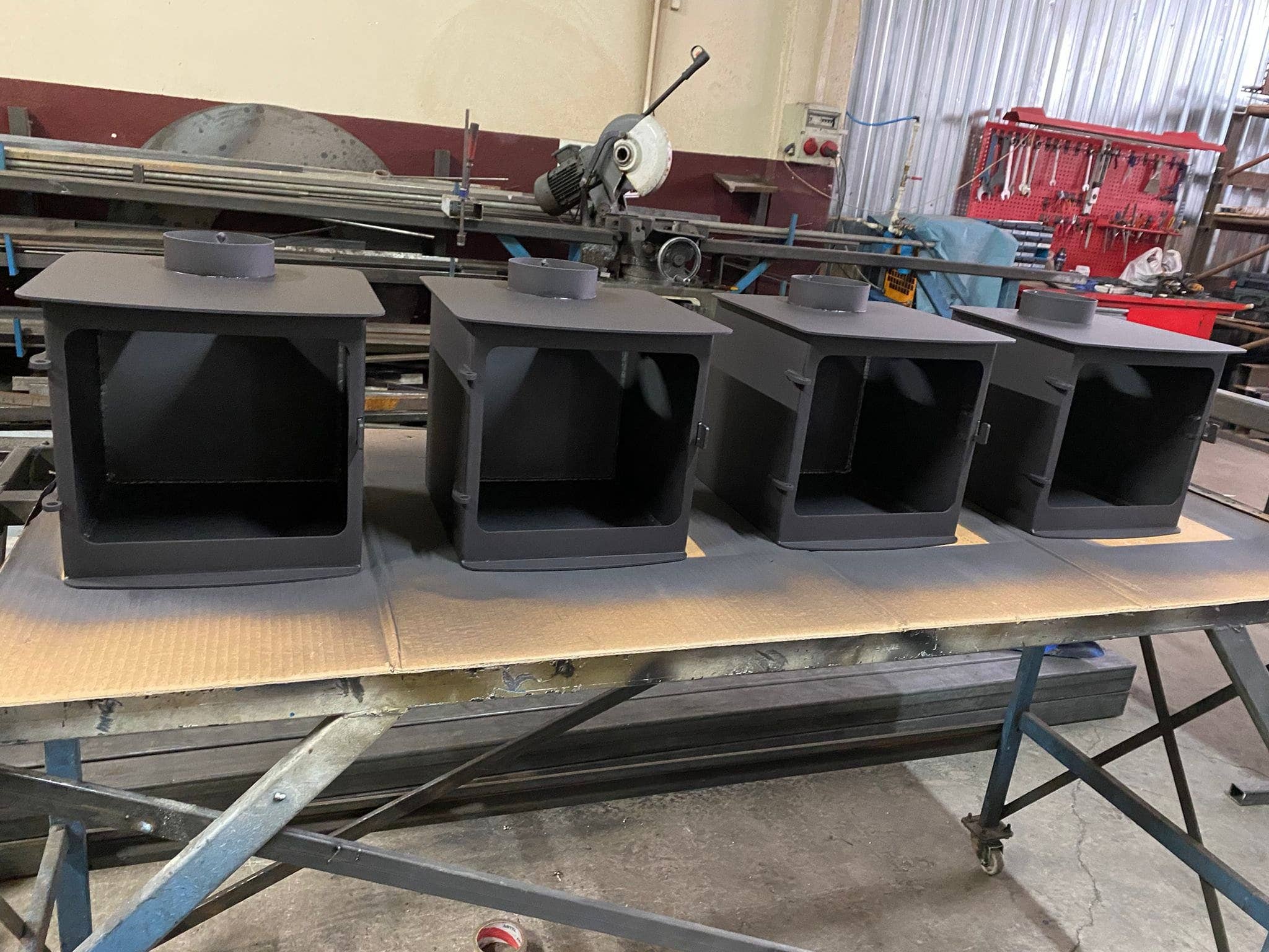 blackseametalworks – wholesale Spis-/brännarskydd – Mini vedspis för camping och husbil, liten spis för tiny house8