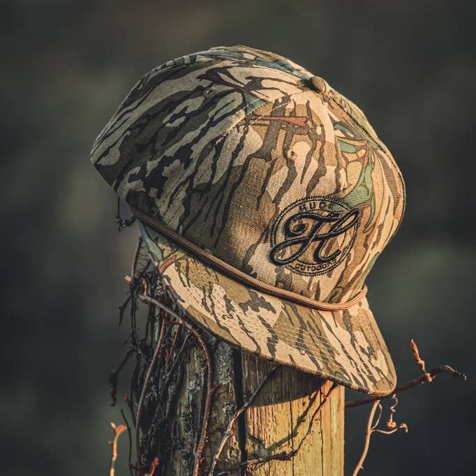 Huck Outdoors – wholesale Trucker hat – Unisex – Mossy Oak Green Leaf - Backroads Edition - Rope Hat1