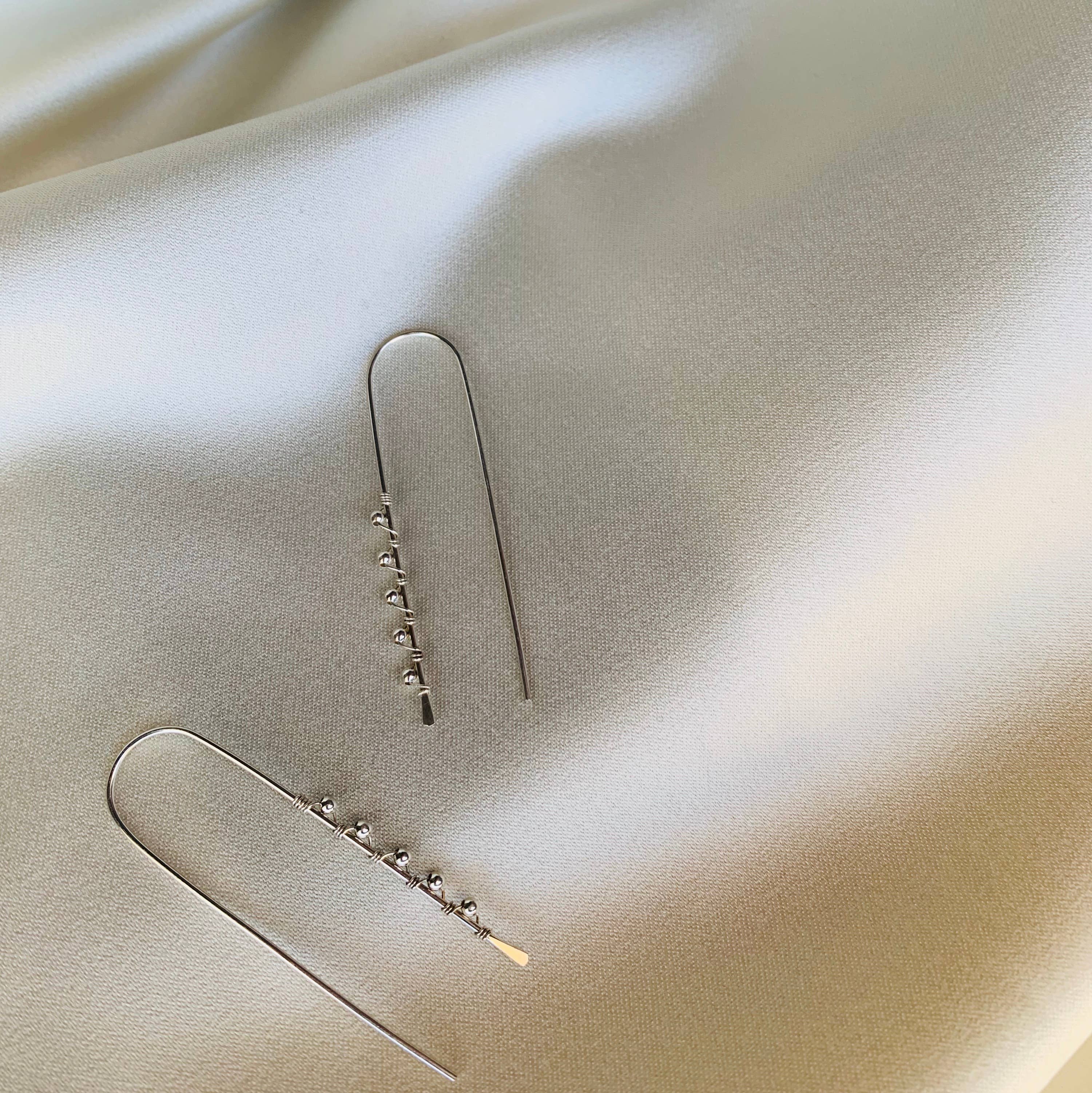 Points Jewelry – Brincos de argola por atacado – Coleção Matriarch - Brincos Irene1