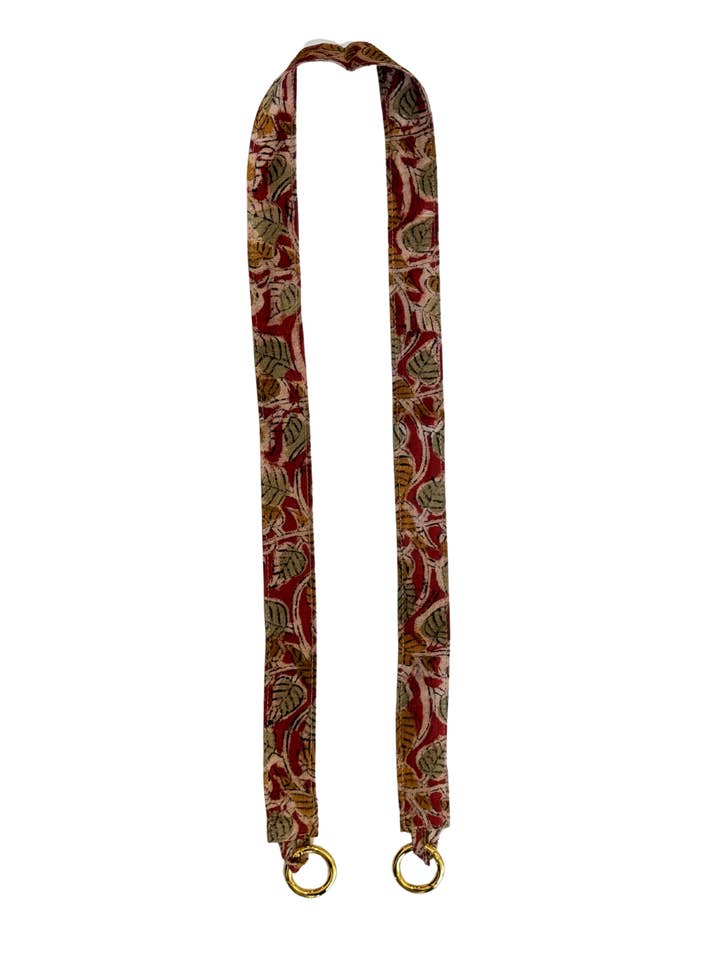 Einzelnes rotes Stoffband mit Blumenmuster für den Großhandel von MAVARA