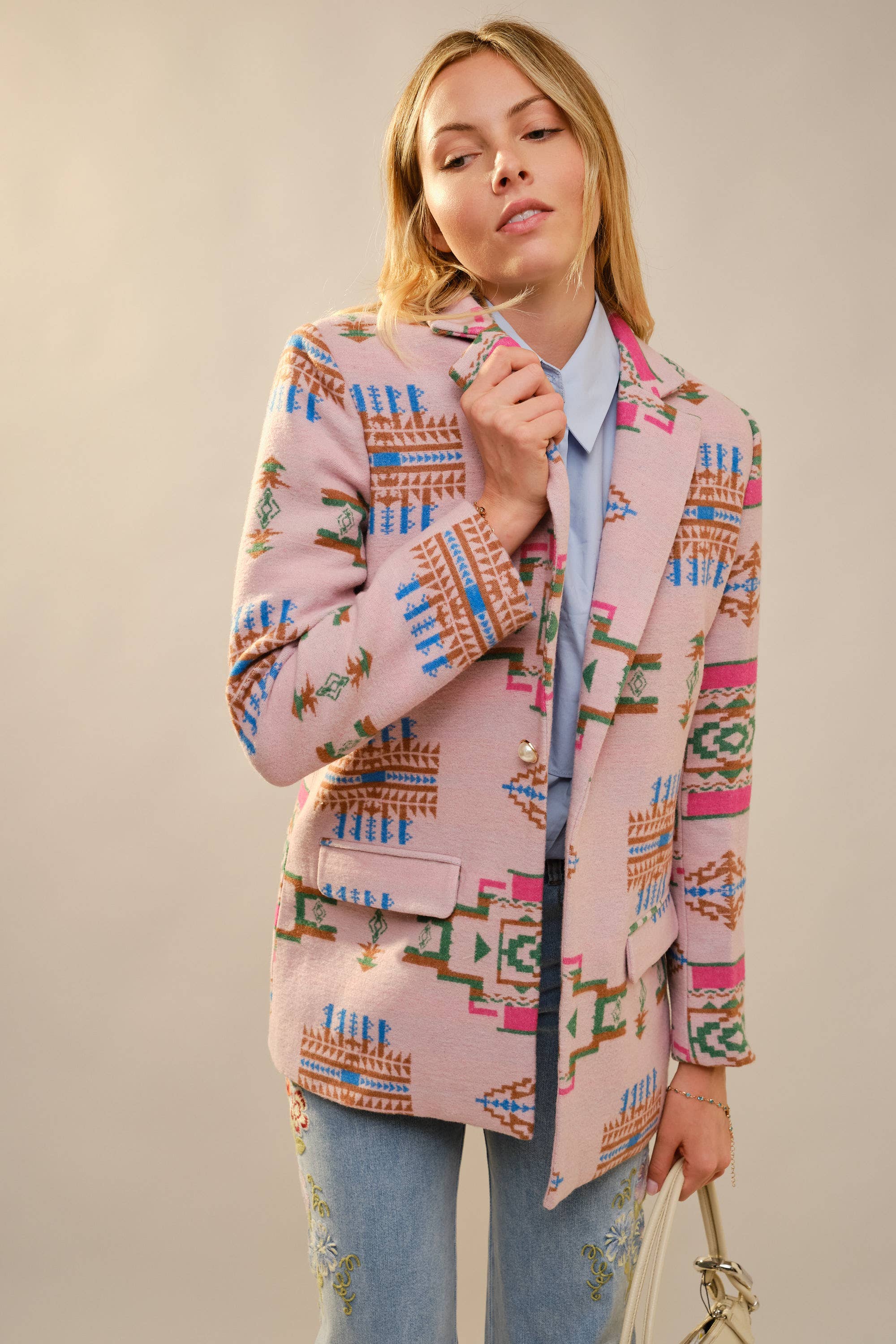 Blue B - Wholesale Blazer - Dames - 37937J Azteekse Jacquard Juweel Knoop Blazer2