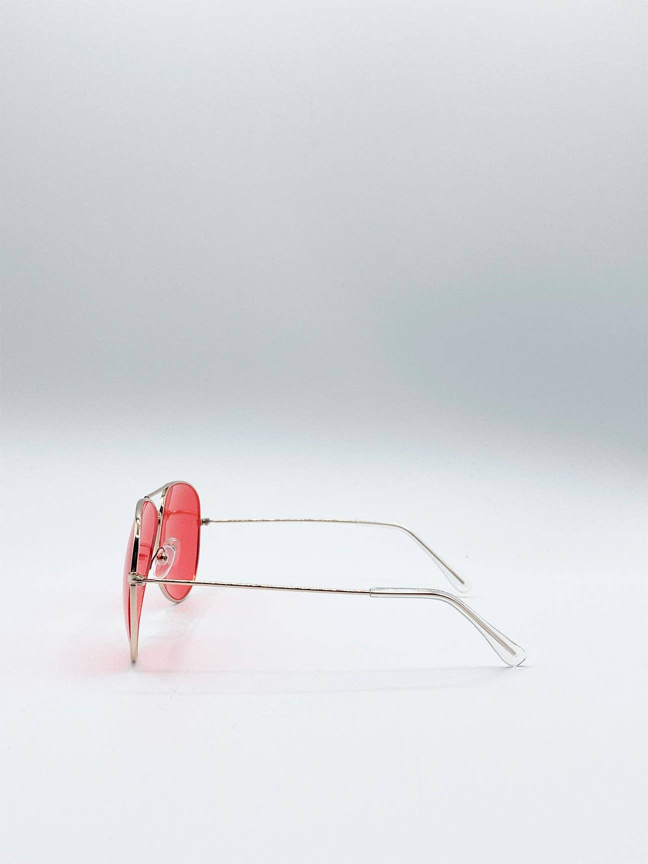 Silver Metal Frame Aviator Sunglasses with Red Lenses for wholesale on Faire4