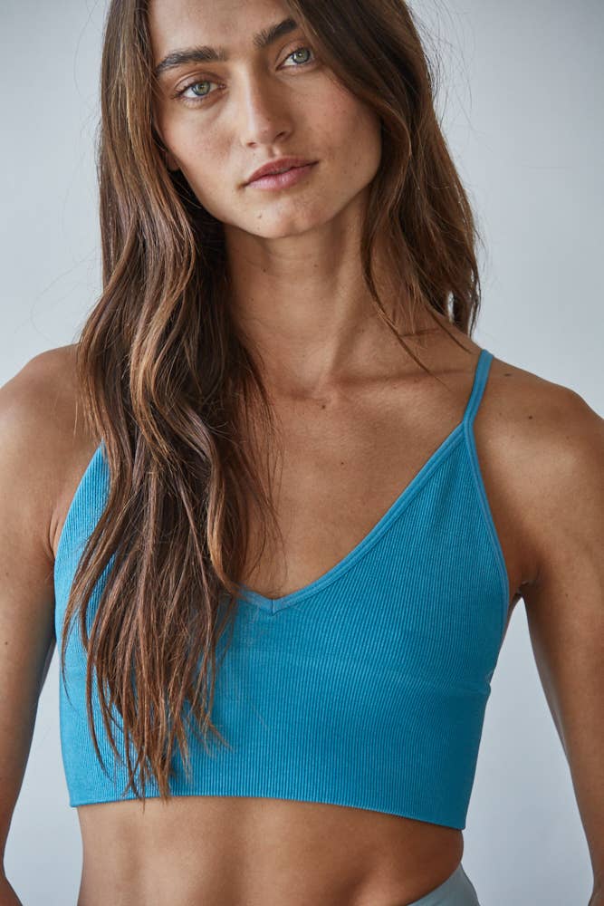 By Together – wholesale Bralette - Dam – By Together sömlös ribbad triangel-bh med tunna axelband15