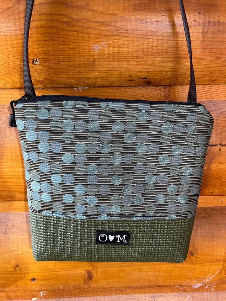 Roze Donkergroene Tas-Stippenprint Woondecoratiestof voor wholesale door OlovesM.com