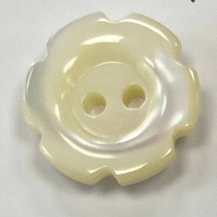 NATURAL MOTHER-OF-PEARL BUTTON FLOWER SHAPE - MODEL 3 for wholesale by NEMARK