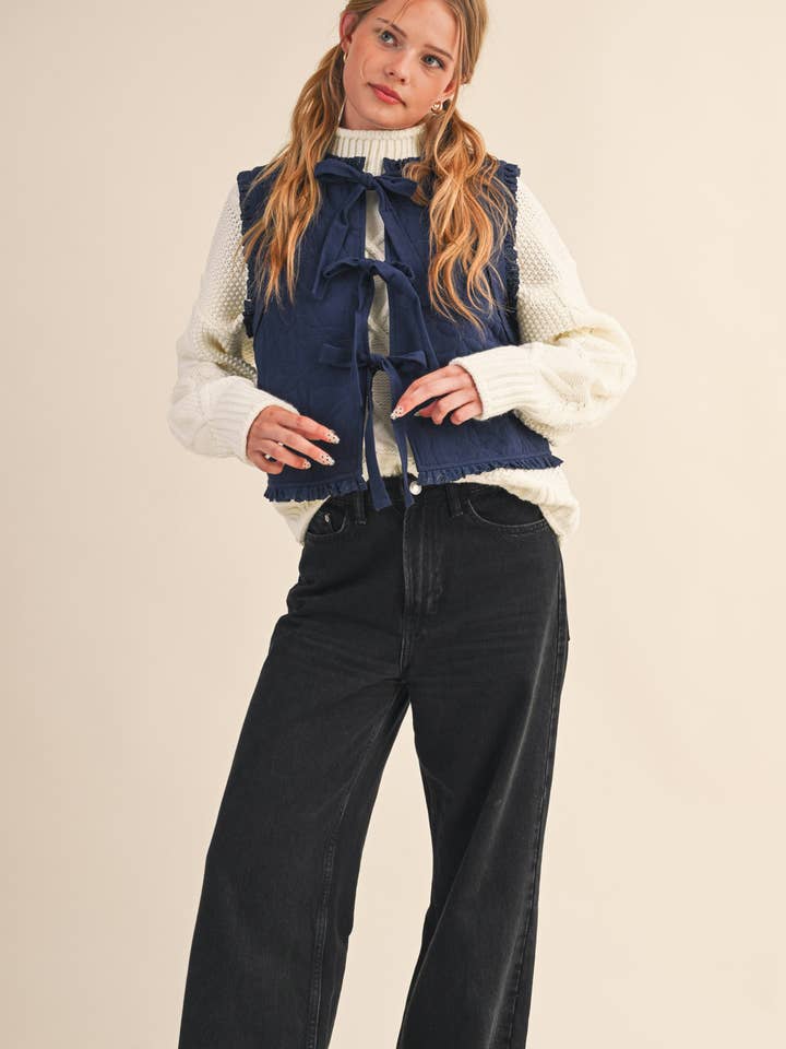 &MERCI - Wholesale Outerwear Vest - Women's - FLORAL QUILTED LACE TRIM BOW TYING VEST MJK41139