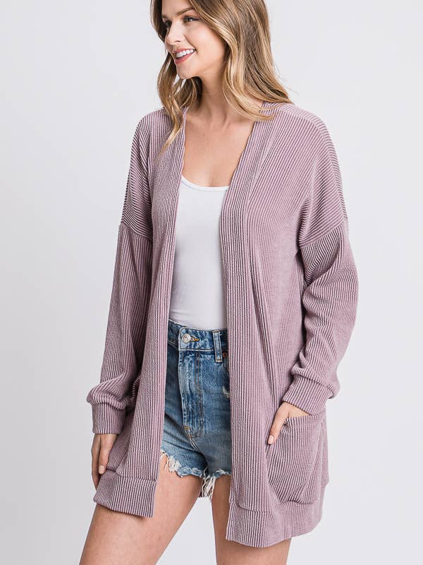 CARDIGAN A COSTINE CON TASCHE per la vendita all'ingrosso da parte di Tres Bien, Inc