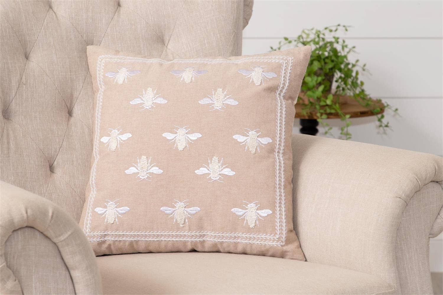 Audrey's Home & Gift - Wholesale Throw/Decorative Pillow - Pillow - Embroidered Bees (PC)1