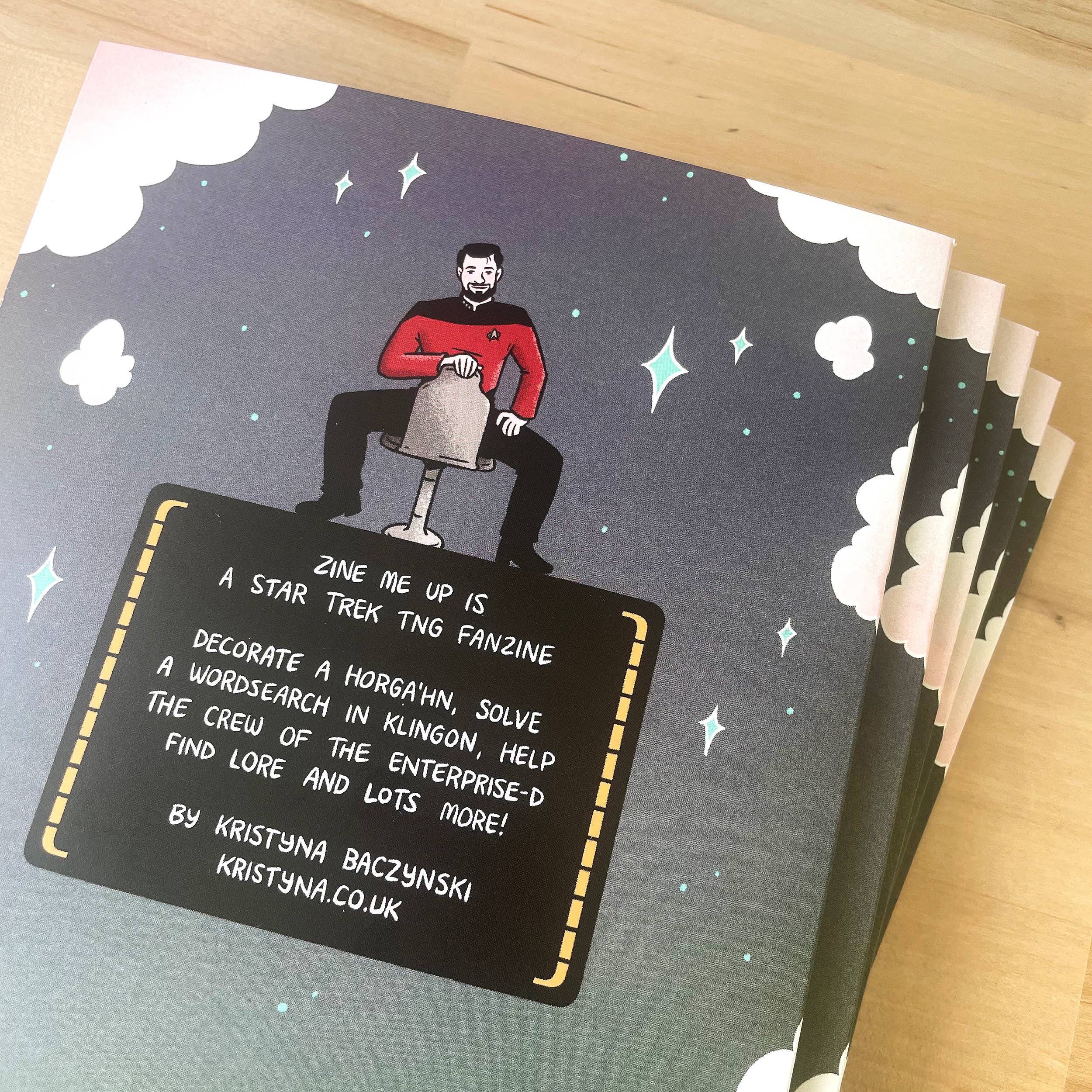 Kriski – wholesale Magazine – Zine Me Up - Star Trek TNG, Activity Zine, Comic3