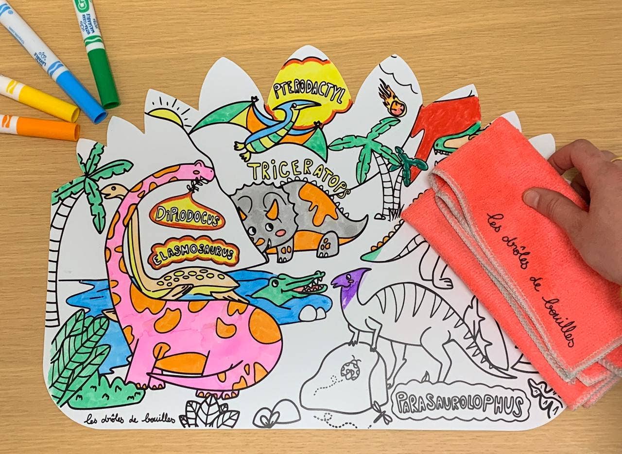 DB Kids - Wholesale Coloring Mat - Kids & Baby - Dino colourable and cleanable placemat for children1