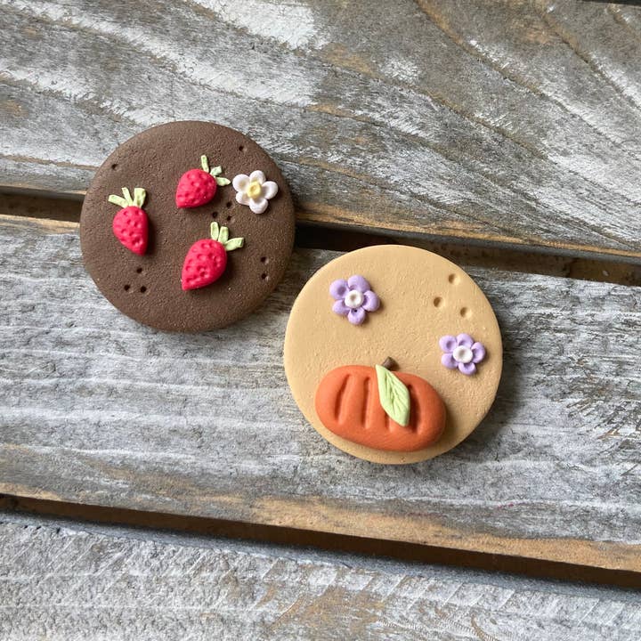 Chickadee Creations - Wholesale Magnet - Polymer clay detailed set of 2 magnets, unique fridge magnet
