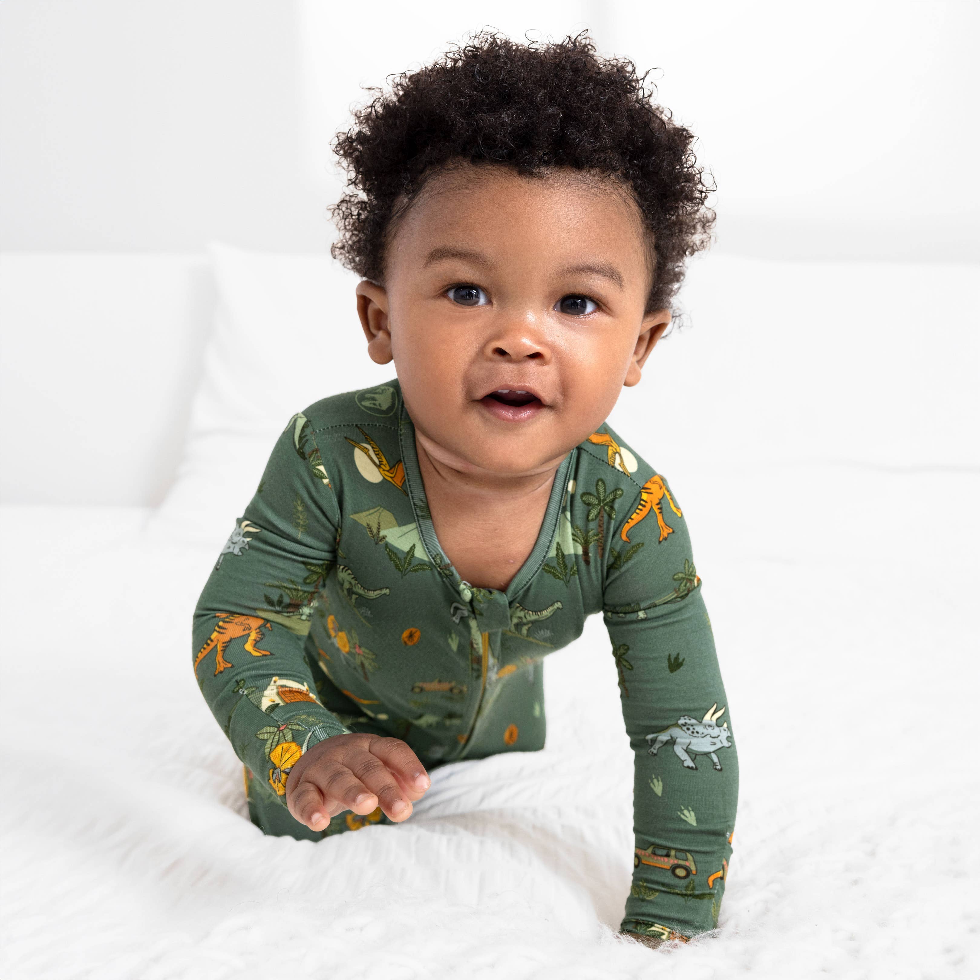 Bellabu Bear - Wholesale Sleepsuit - Baby - Jurassic Park: Safari Bamboo Convertible Footie7