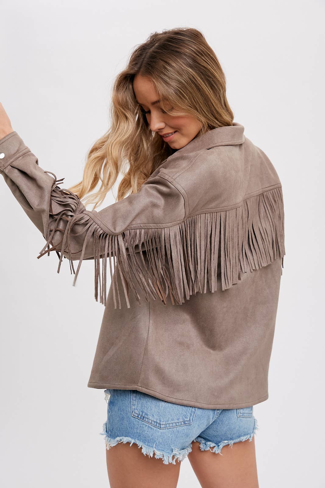 Bluivy - Wholesale Shirt Jacket/Shacket - Women's - VEGAN SUEDE FRINGED SHACKET29