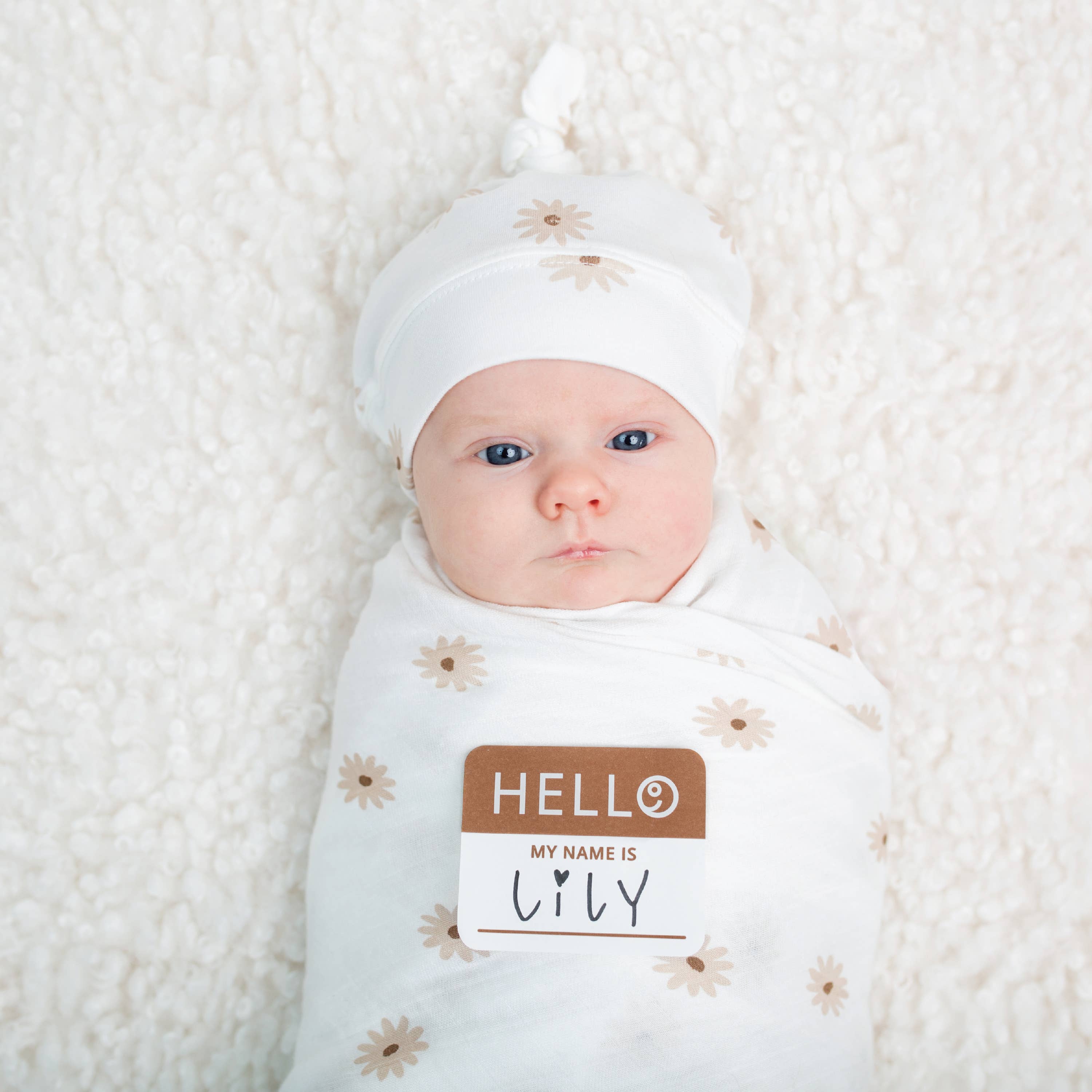 Lulujo Baby - Wholesale Swaddle Set - Baby - Hello World Newborn Set – Daisies2