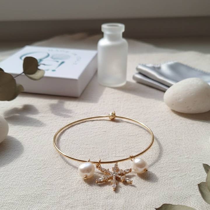 OE! - Wholesale Charm/Dangle Bracelet - Snowflake - gold rigid bracelet2