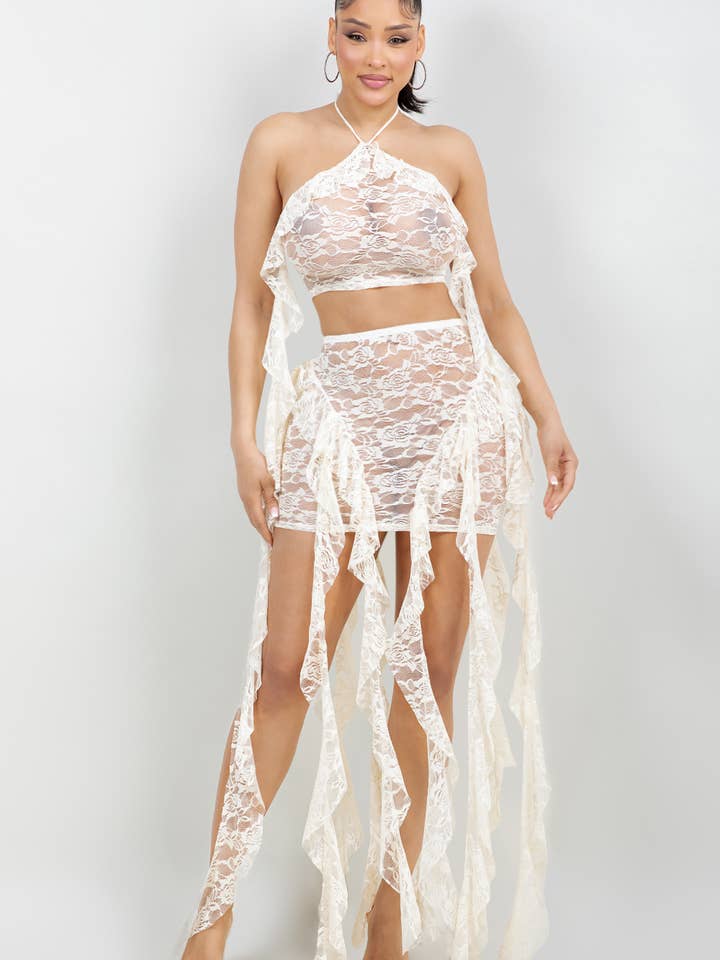 Completo con minigonna e dettagli arricciati per la vendita all'ingrosso da parte di Belita Collection