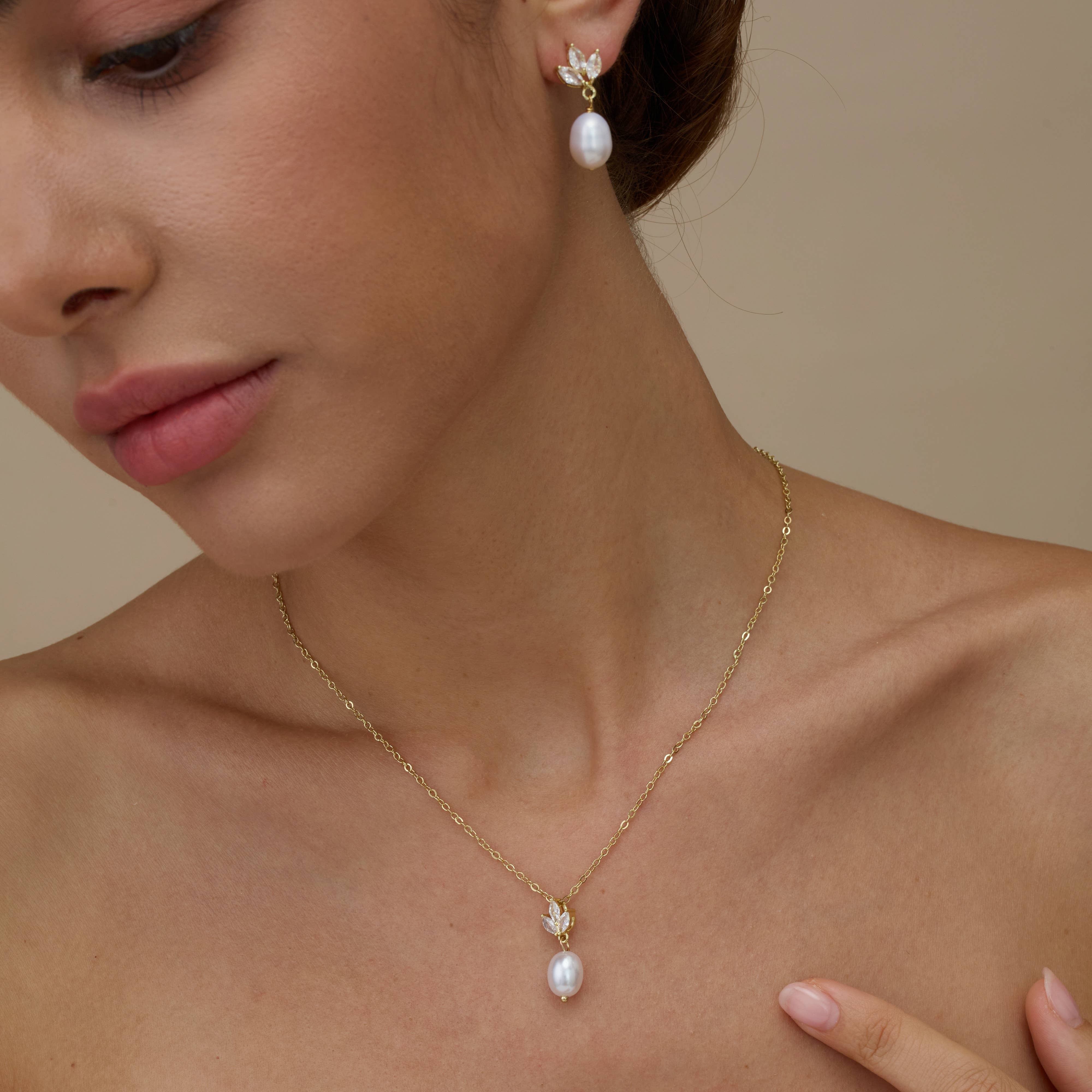 Drrtymagic - Vente Parures de bijoux - Boucles d'oreilles pendantes en perles d'eau douce avec diamant et ensemble collier