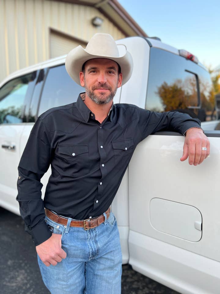 Manica lunga Reata - Classic Fit per la vendita all'ingrosso da parte di Rumsey Creek Clothing