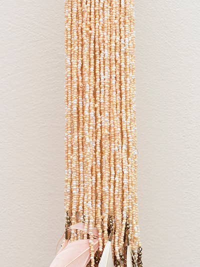 Borla para cortinas Pluma-Blush para venta al por mayor de Emdee International