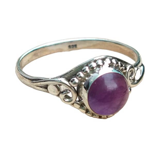Belle bague faite main en argent sterling 925 avec améthyste violette pour la vente par SILVER CAVE