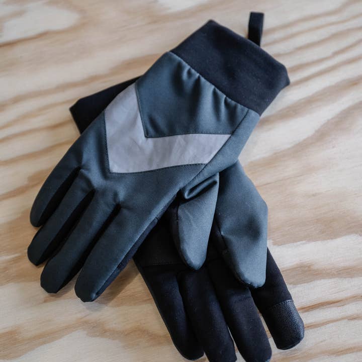 RAINETTE - Wholesale Gloves - Unisex - Reflective, Waterproof, and Warm Gloves4