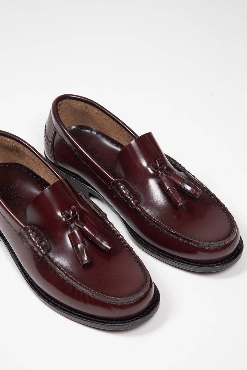 CRUDE Burgundy tasseled loafers for wholesale on Faire4