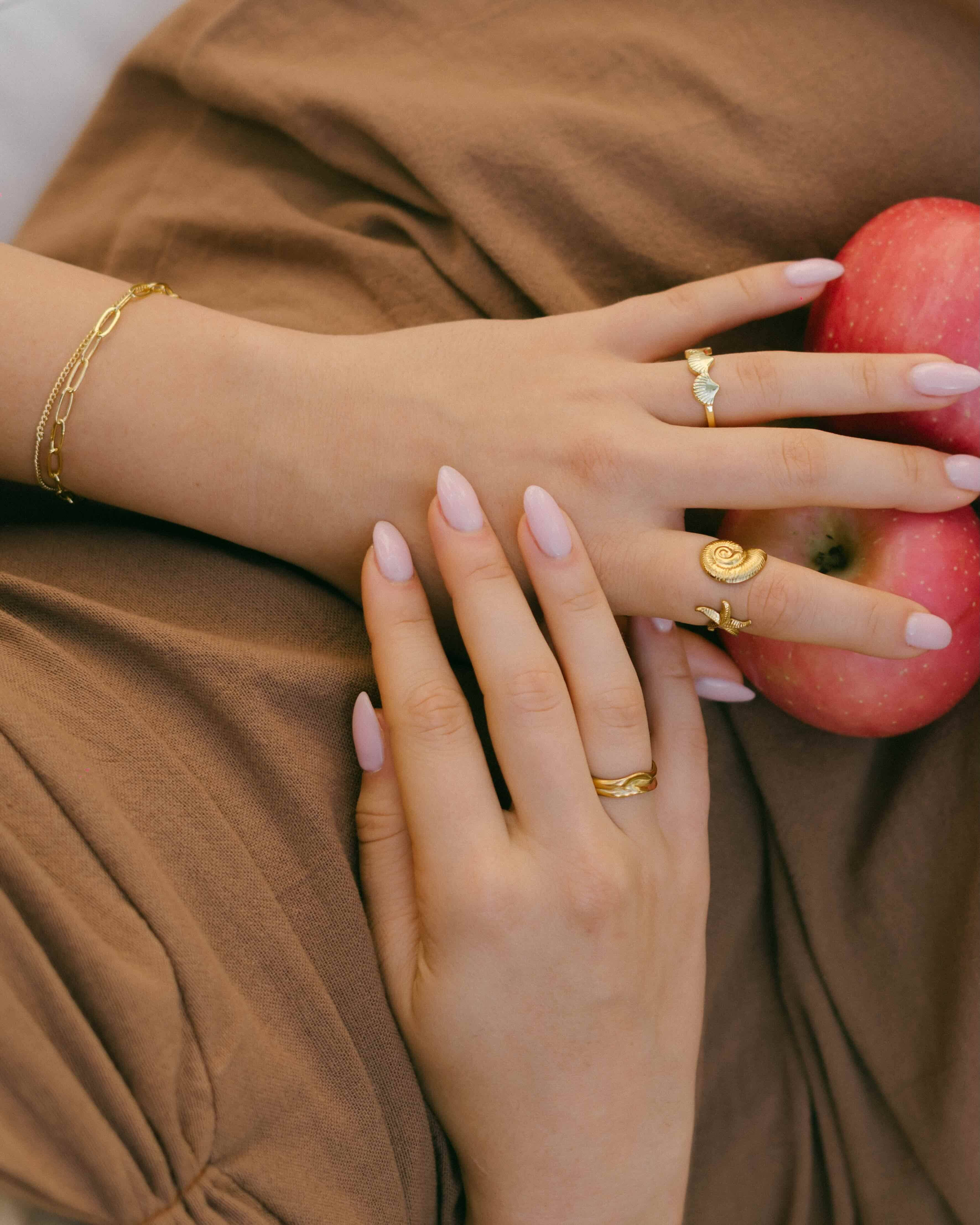 Malia The Label - Wholesale Link & Chain Bracelet - Delta Bracelet2