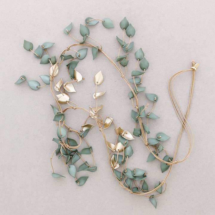 Sonata - Wholesale Bib Necklace - Long Necklace with Resin Petals Pendants1