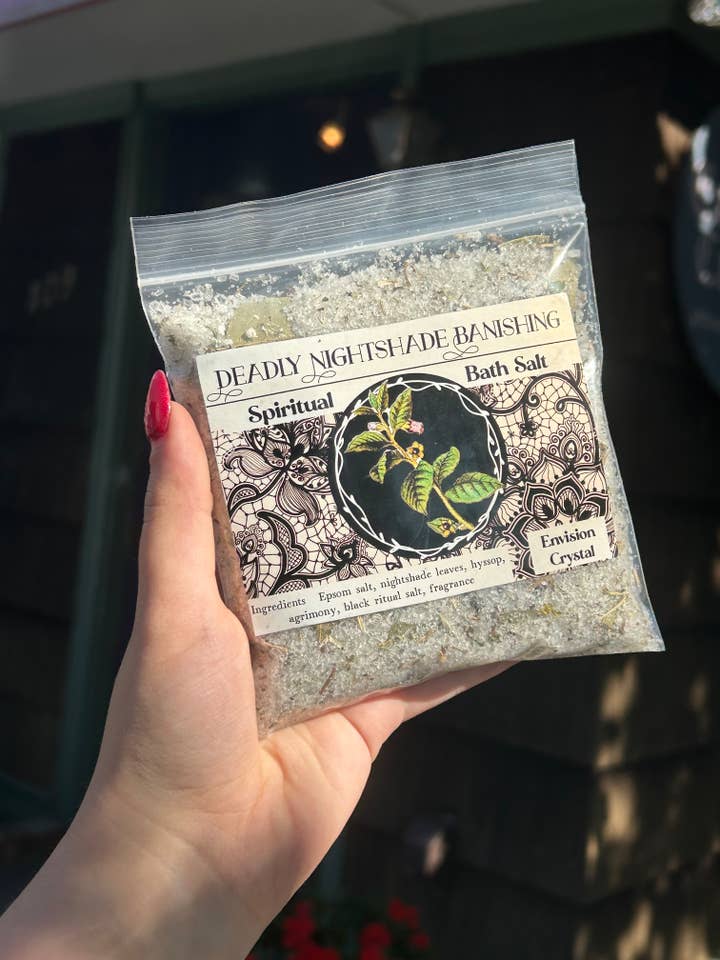 Sel de bain rituel de bannissement de la belladone - Parfumé pour la vente par Envision Crystal