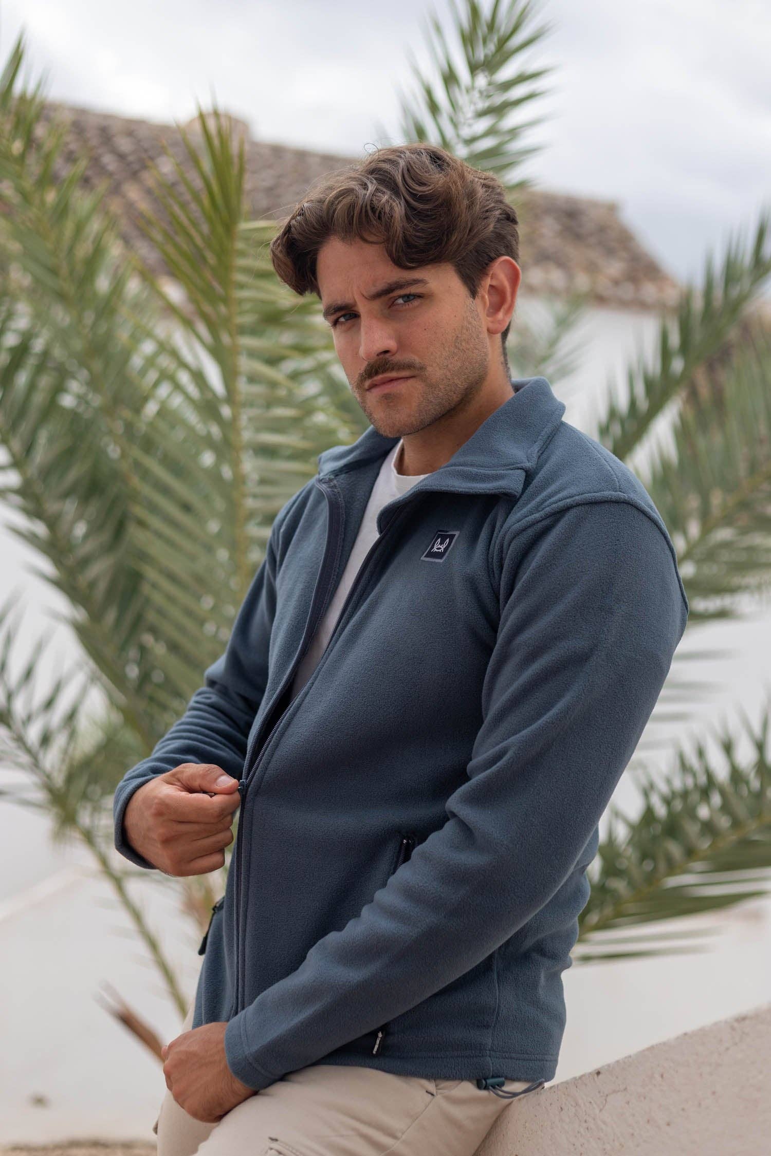 Custi Mikelo: Men's Clothing & Christmas Gifts - Vendita all'ingrosso Felpa in pile - Uomo - Felpa grigia2